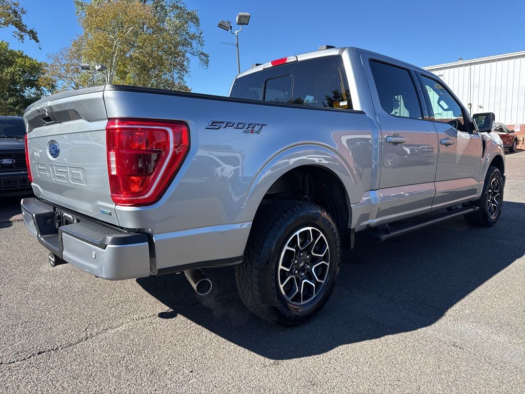 2023 Ford F-150 XLT photo 3