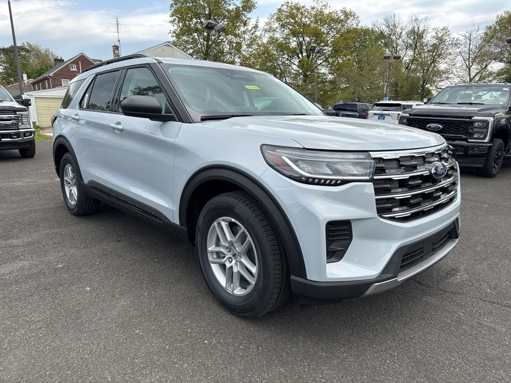 New 2026 Ford Explorer Active 200A SUV