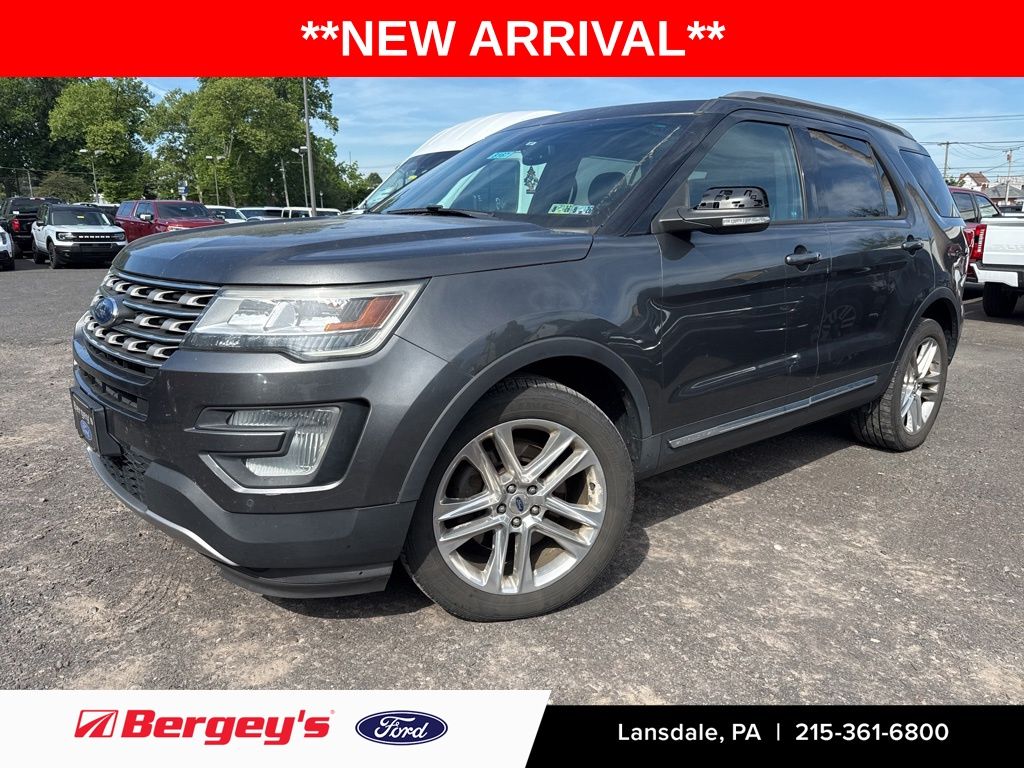 2016 Ford Explorer XLT 4WD's photo