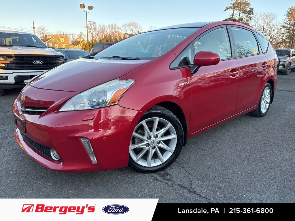 2012 Toyota Prius v Five