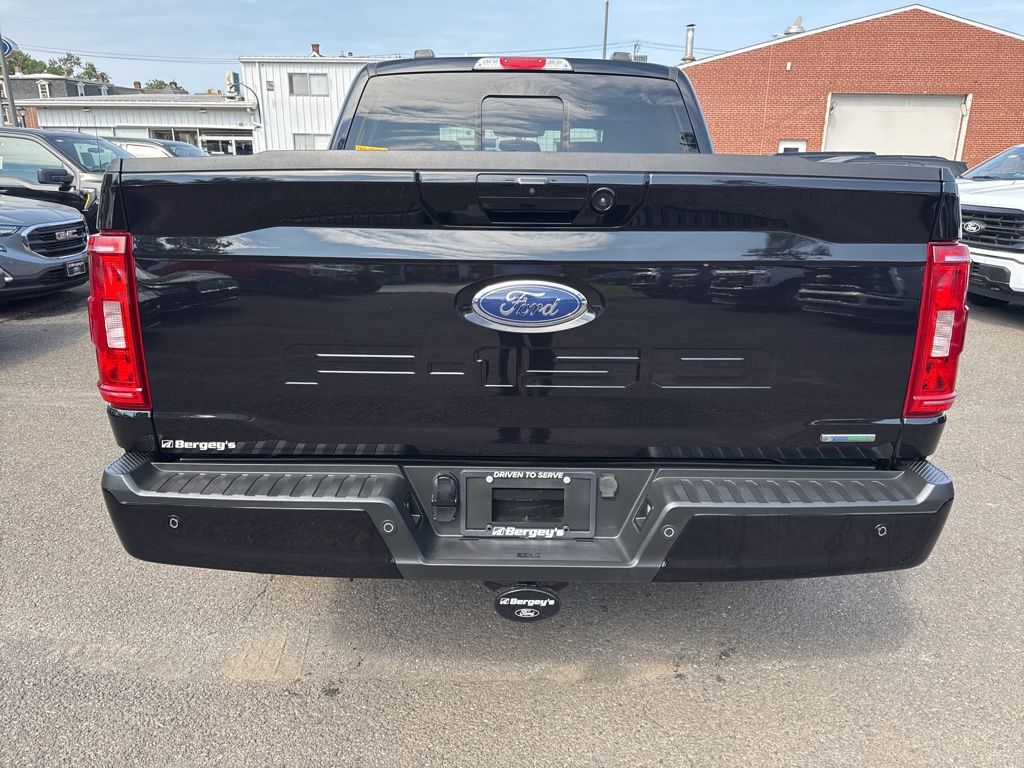 2023 Ford F-150 XLT photo 3
