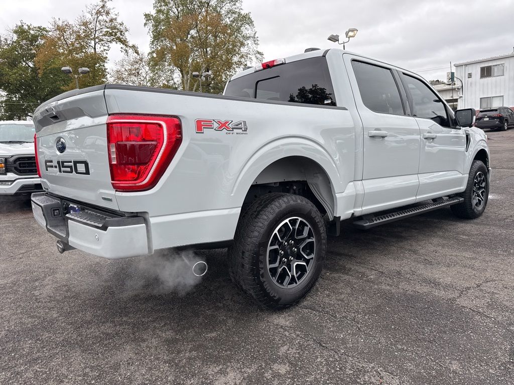 2023 Ford F-150 XLT photo 3