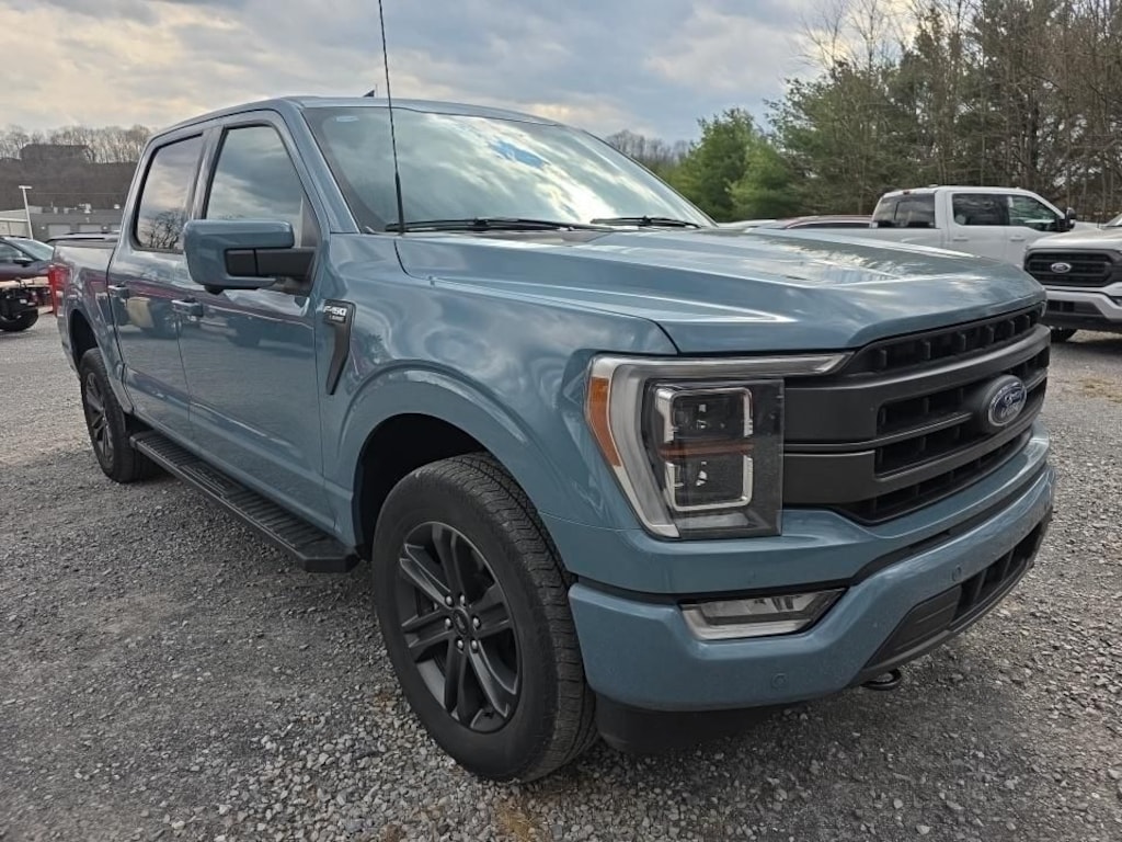Used 2023 Ford F-150 Lariat Sport 3.5L with a Moonroof Truck SuperCrew Cab