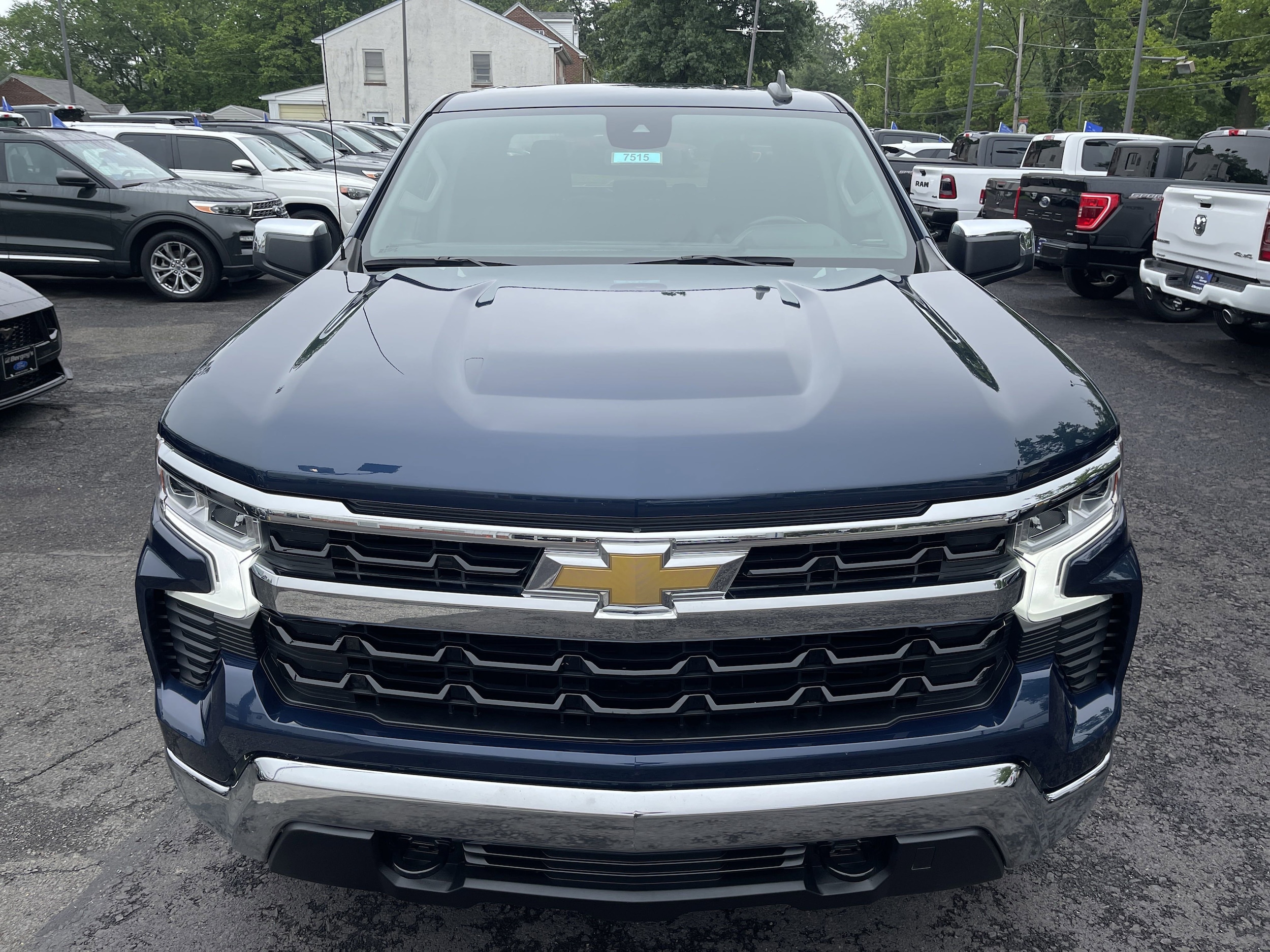 Used 2022 Chevrolet Silverado 1500 LT with VIN 1GCPDKEK6NZ605846 for sale in Lansdale, PA