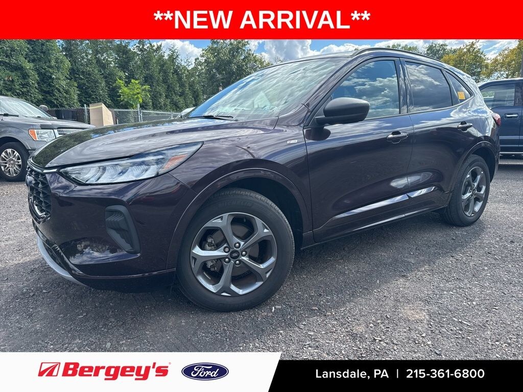 Used 2023 Ford Escape ST-Line -Tech Pack, Cold Weather, Pano, Remote Start SUV