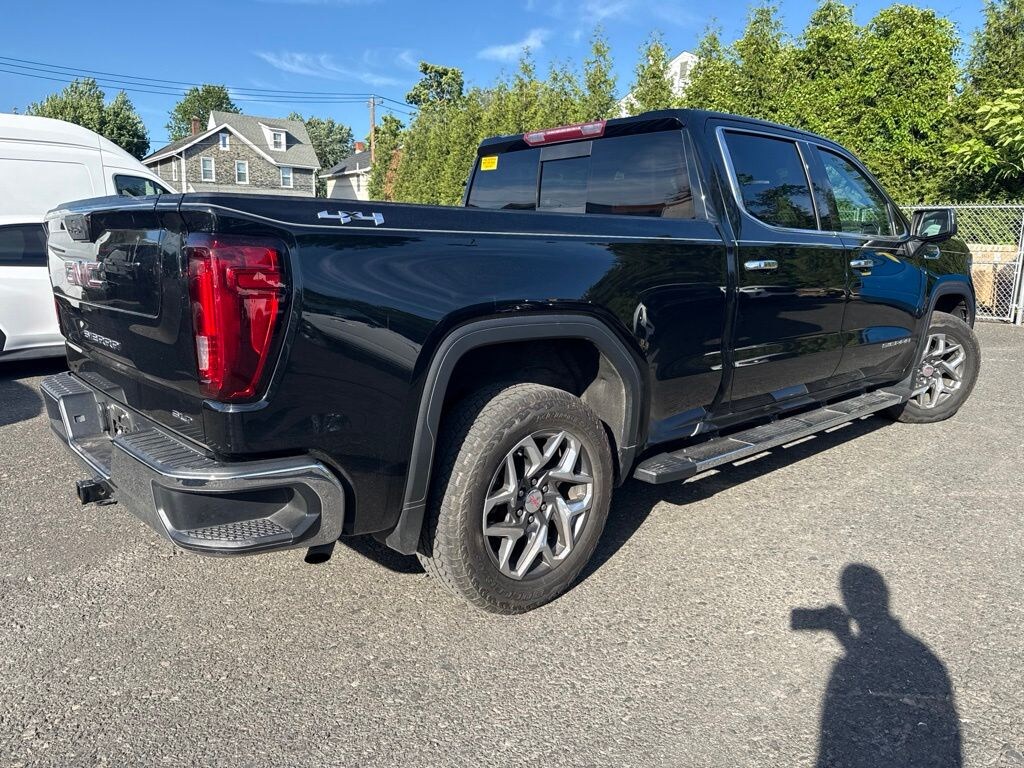 Used 2022 GMC Sierra 1500 SLT Truck Crew Cab