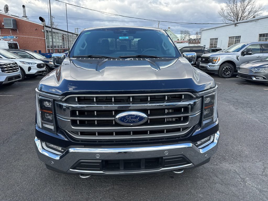2023 Ford F-150 Lariat photo 2