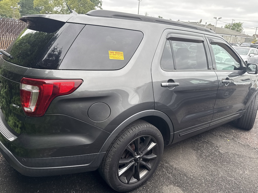 Certified 2018 Ford Explorer XLT -3.5L, MR, Leather, Heated Seats, Remote Start SUV