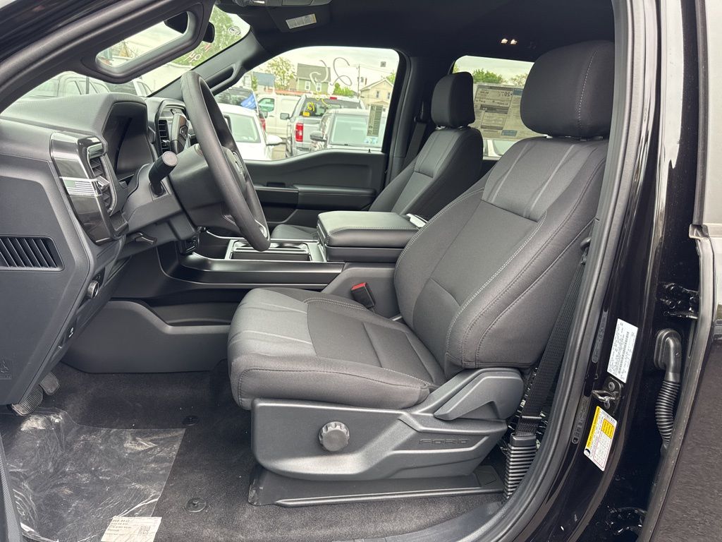 2026 Ford F-150 STX - Photo 7