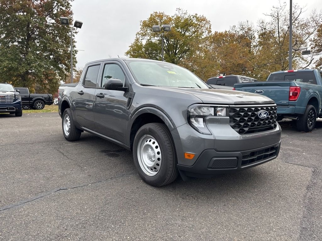 New 2025 Ford Maverick XL Truck SuperCrew
