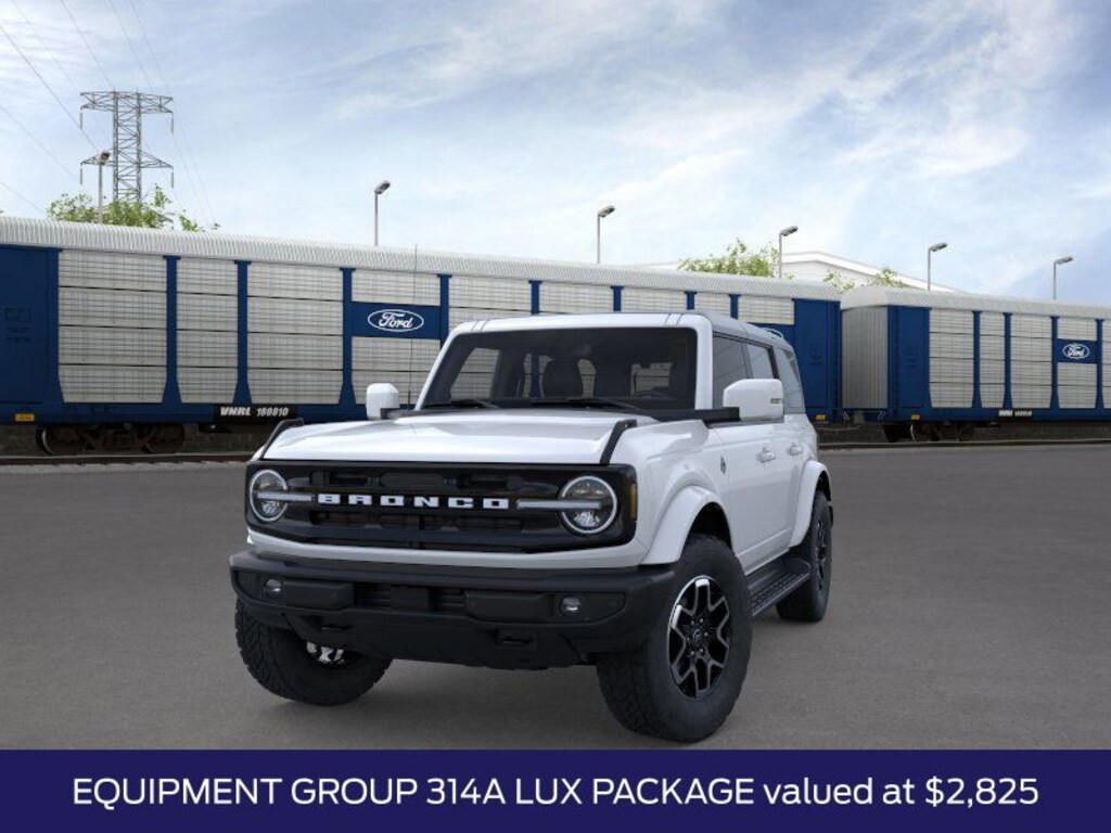 New 2025 Ford Bronco Outer Banks SUV