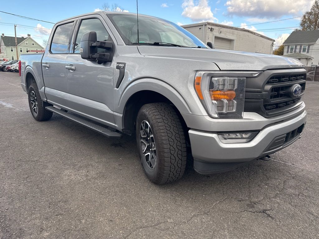 2023 Ford F-150 XLT photo 3