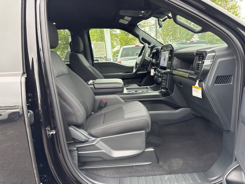 2026 Ford F-150 STX - Photo 13