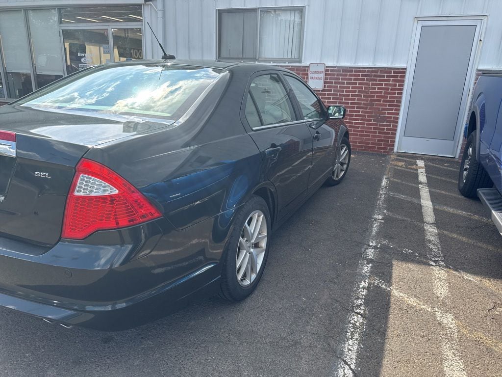 Used 2010 Ford Fusion SEL Sedan