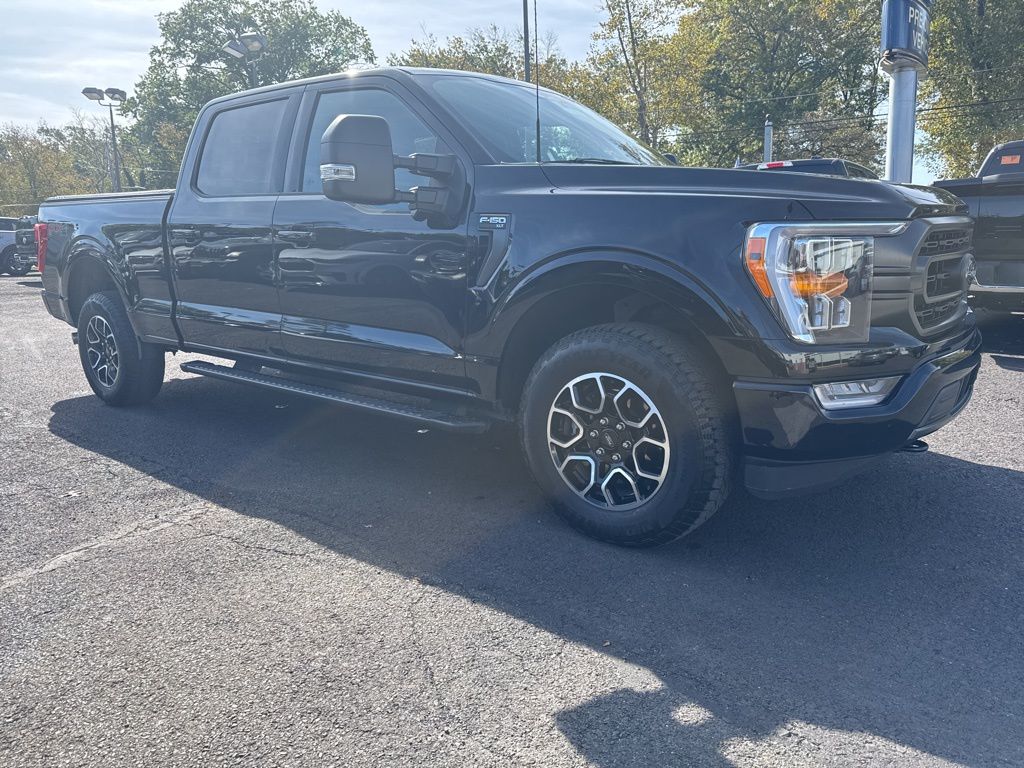 2022 Ford F-150 XLT FX4 photo 3