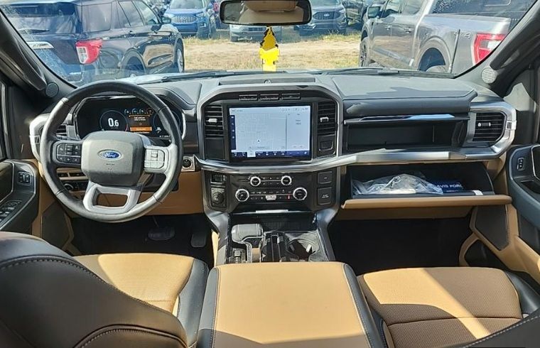 2023 Ford F-150 Lariat photo 4