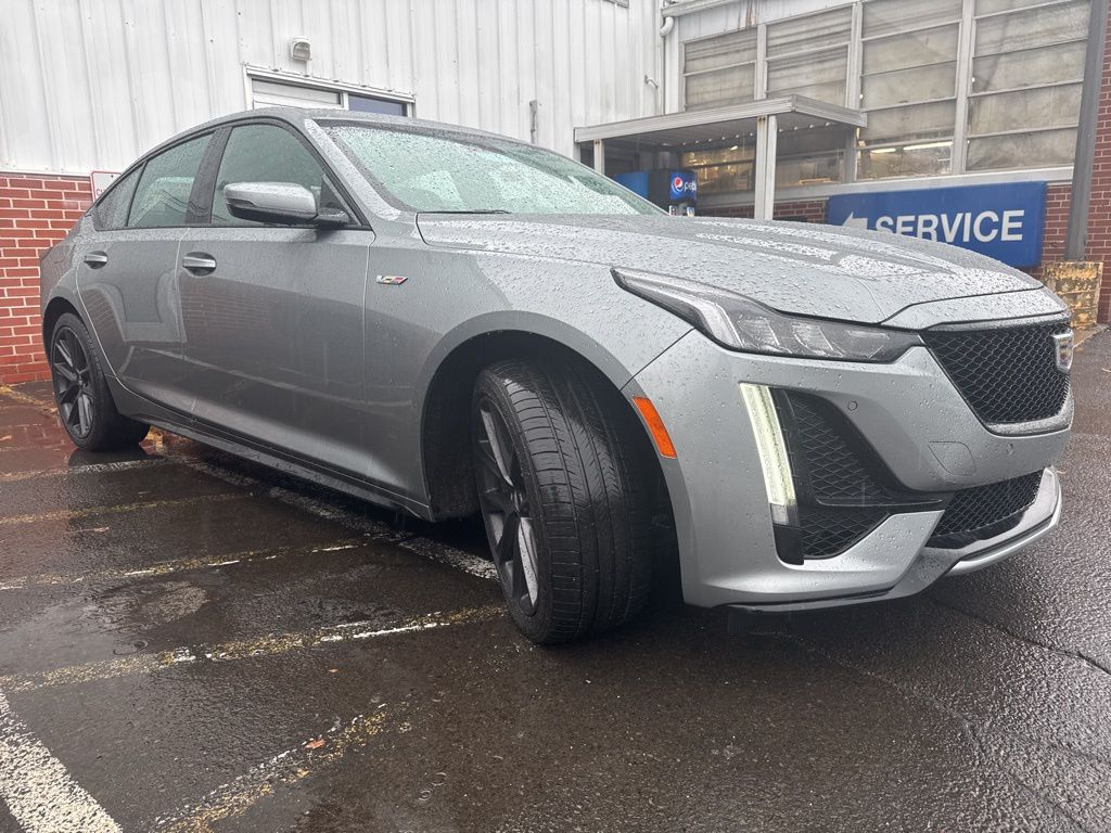 2023 Cadillac CT5 V photo 2