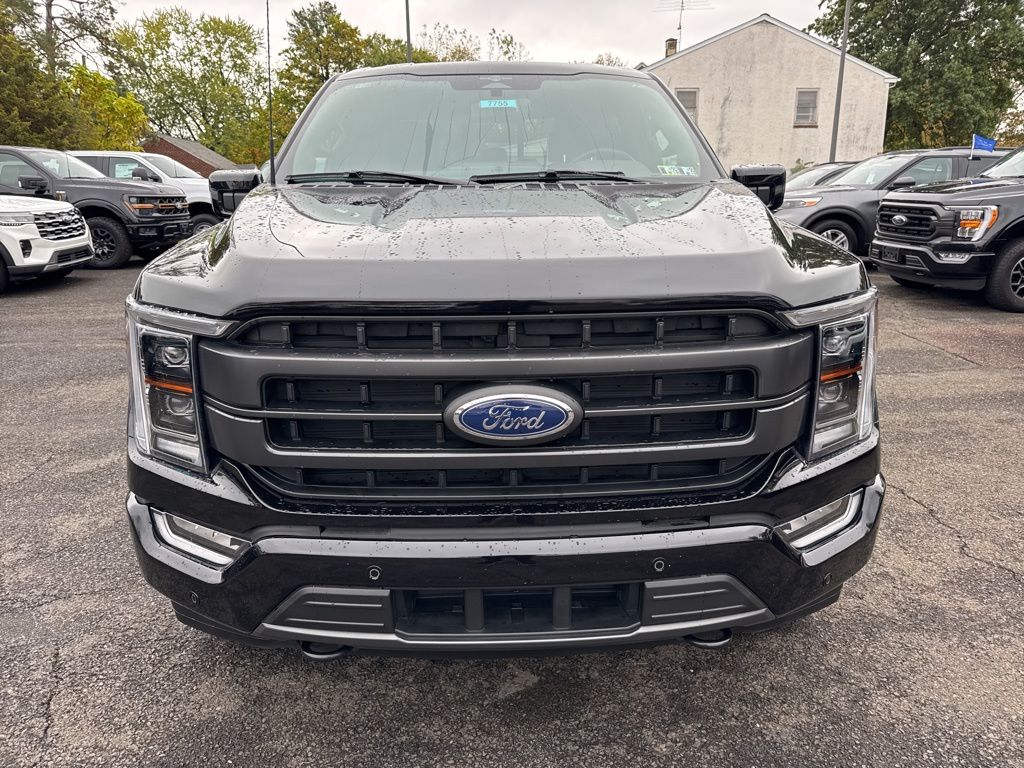 2023 Ford F-150 Lariat photo 2
