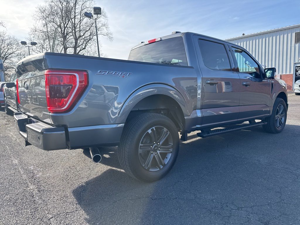 2023 Ford F-150 XLT photo 3