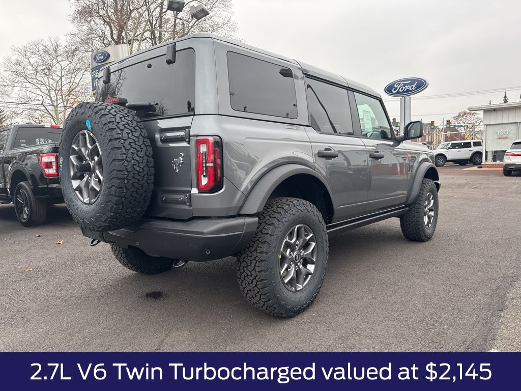 2025 Ford Bronco Badlands photo 2
