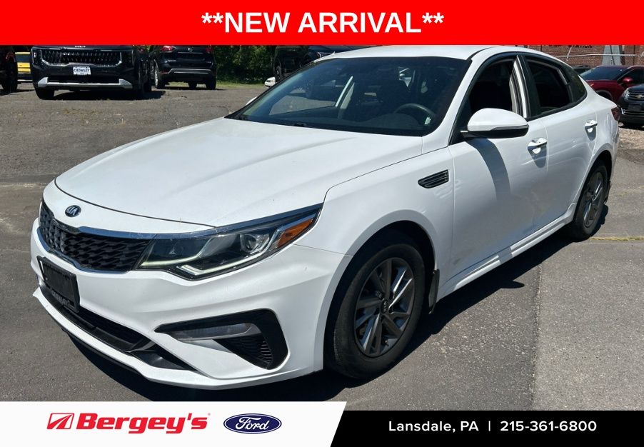 2019 Kia Optima LX AT's photo