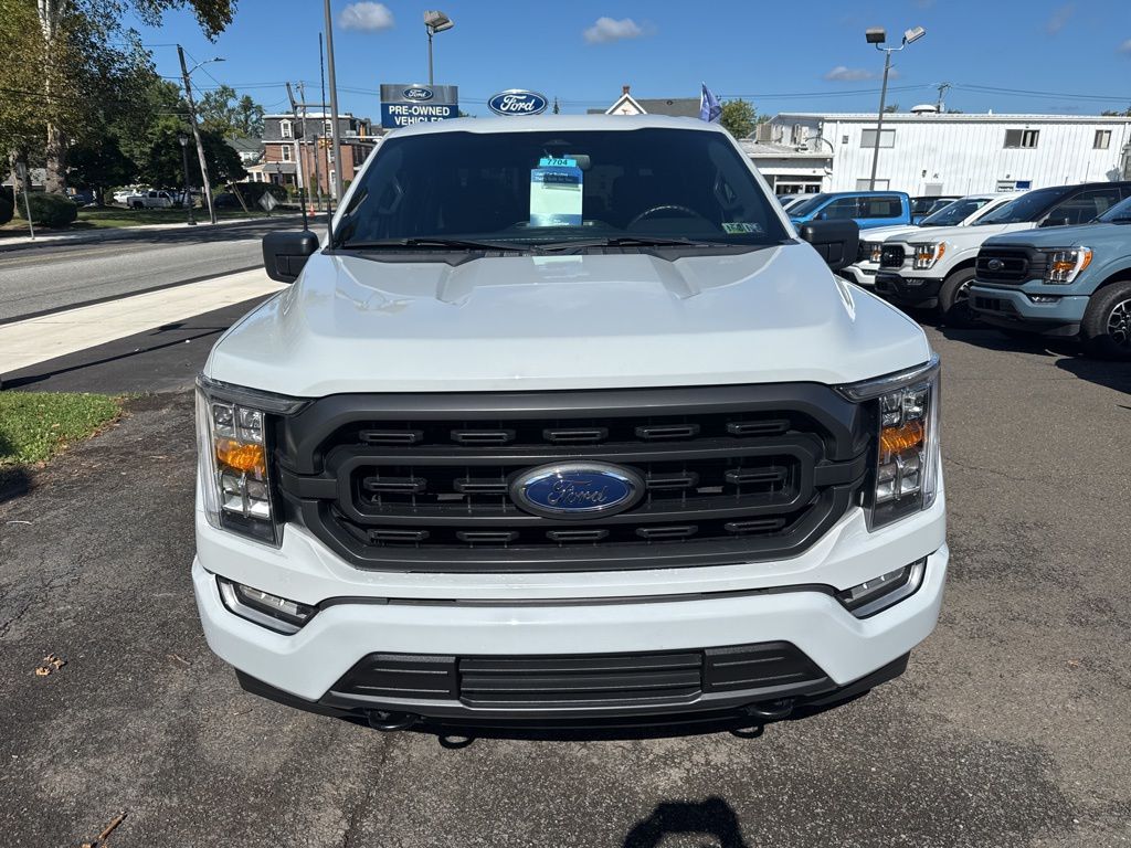 2023 Ford F-150 XLT photo 2