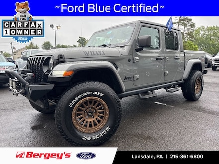 2021 Jeep Gladiator Willys -Aftermarket Bumper, Winch, Off Road Wheels Truck Crew Cab