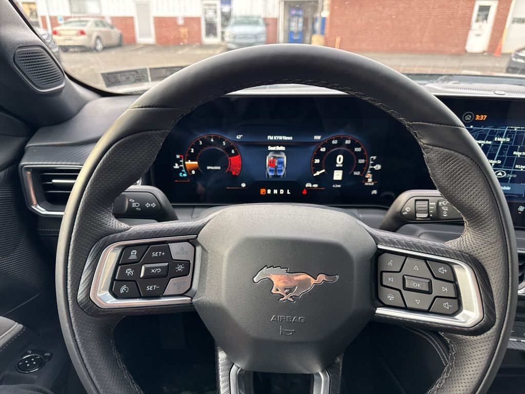 2026 Ford Mustang EcoBoost Premium Convertible - Photo 10