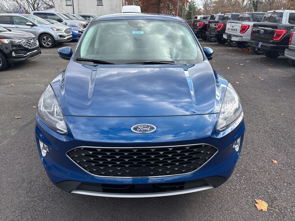 2022 Ford Escape SEL photo 2