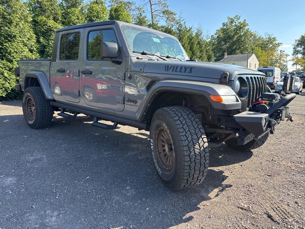 2021 Jeep Gladiator Willys photo 3