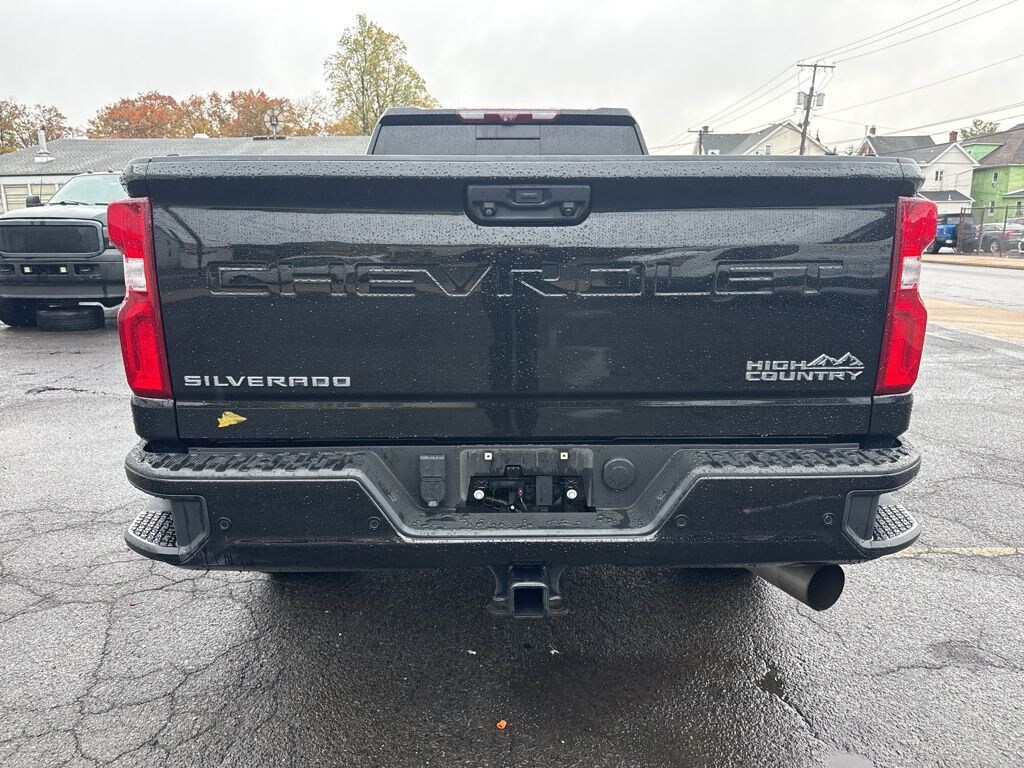 Used 2021 Chevrolet Silverado 3500HD High Country Truck Crew Cab