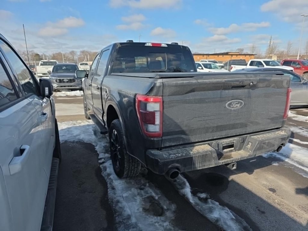 Certified 2023 Ford F-150 Lariat 5.0L V8 with a Moonroof Truck SuperCrew Cab
