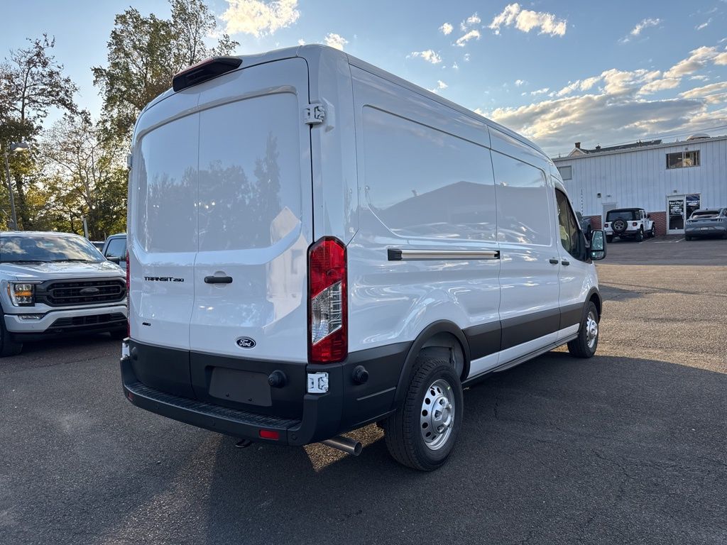2026 Ford Transit photo 2