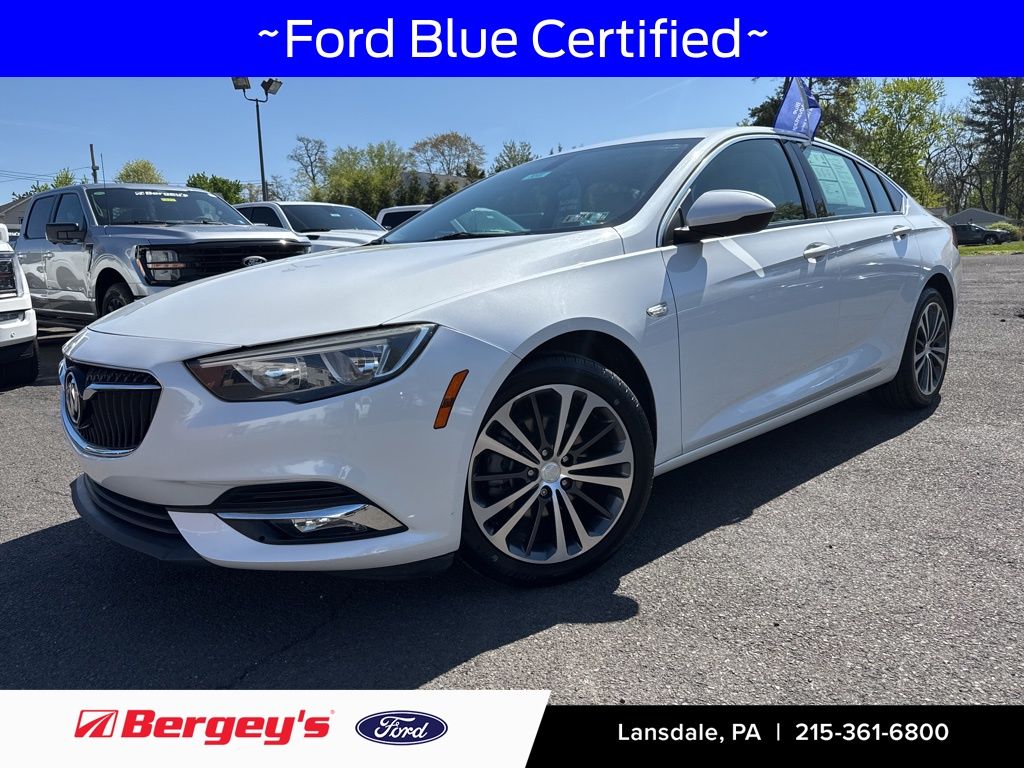 2018 Buick Regal Sportback Essence