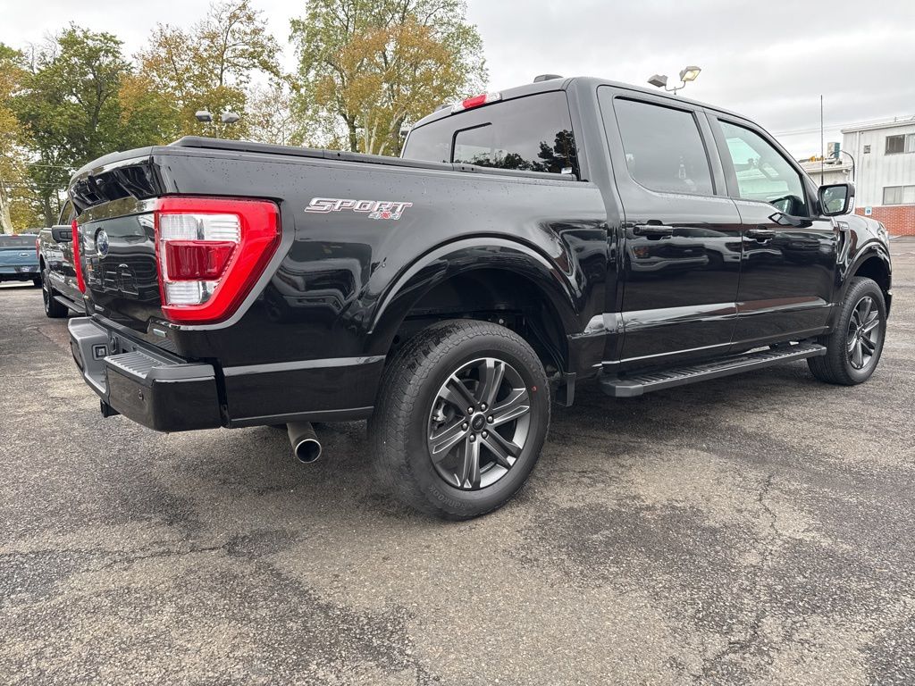 2023 Ford F-150 Lariat photo 4