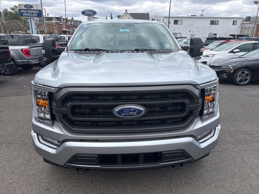 2023 Ford F-150 XLT photo 2