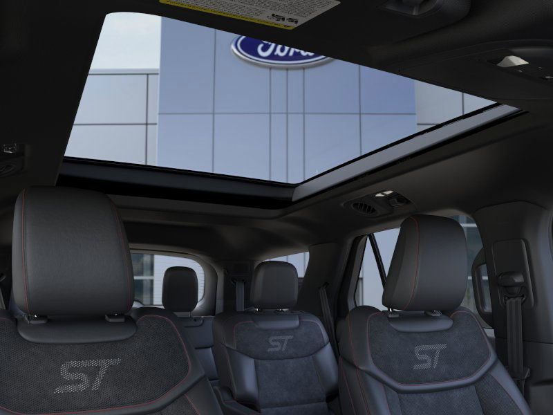 2026 Ford Explorer ST - Photo 37