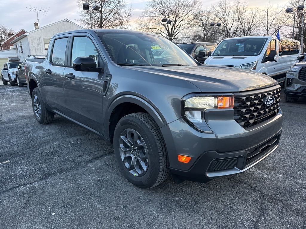 New 2026 Ford Maverick XLT Hybrid AWD with Luxury Pkg Truck SuperCrew