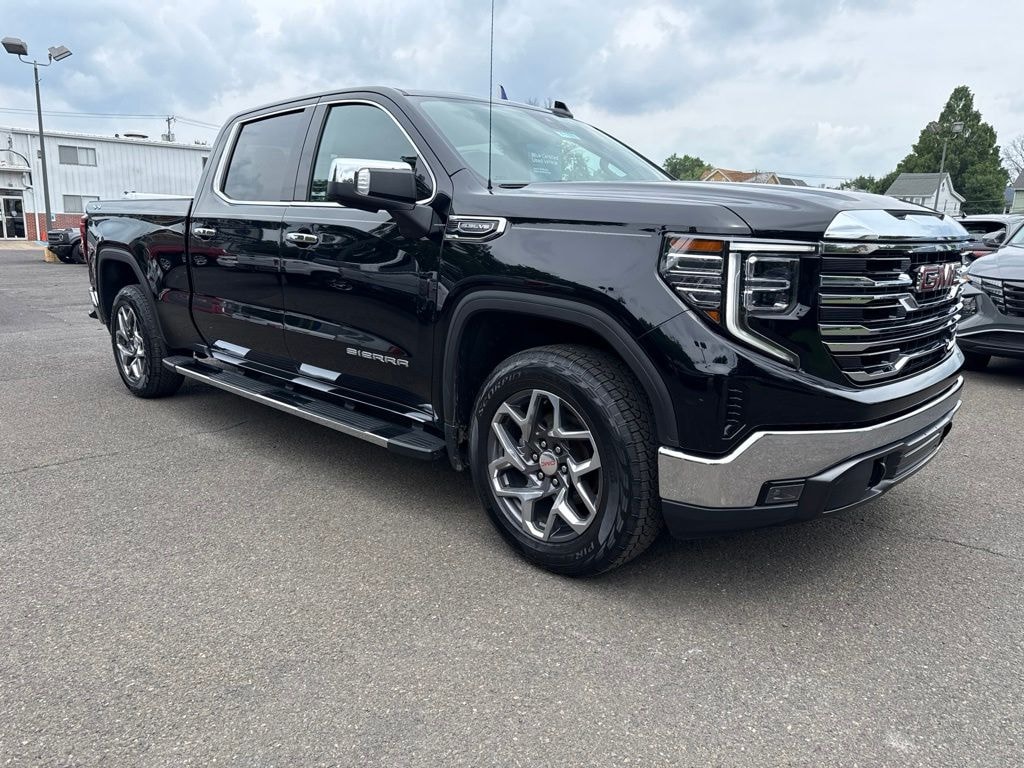 Certified 2022 GMC Sierra 1500 SLT Truck Crew Cab