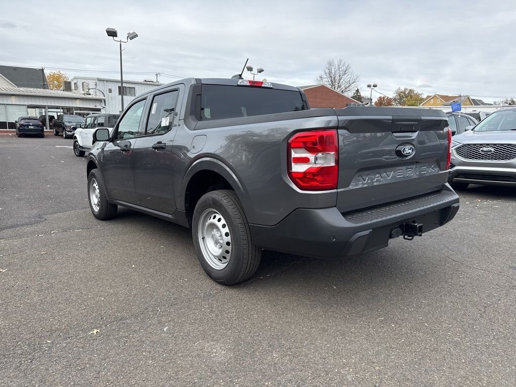 New 2025 Ford Maverick XL Truck SuperCrew