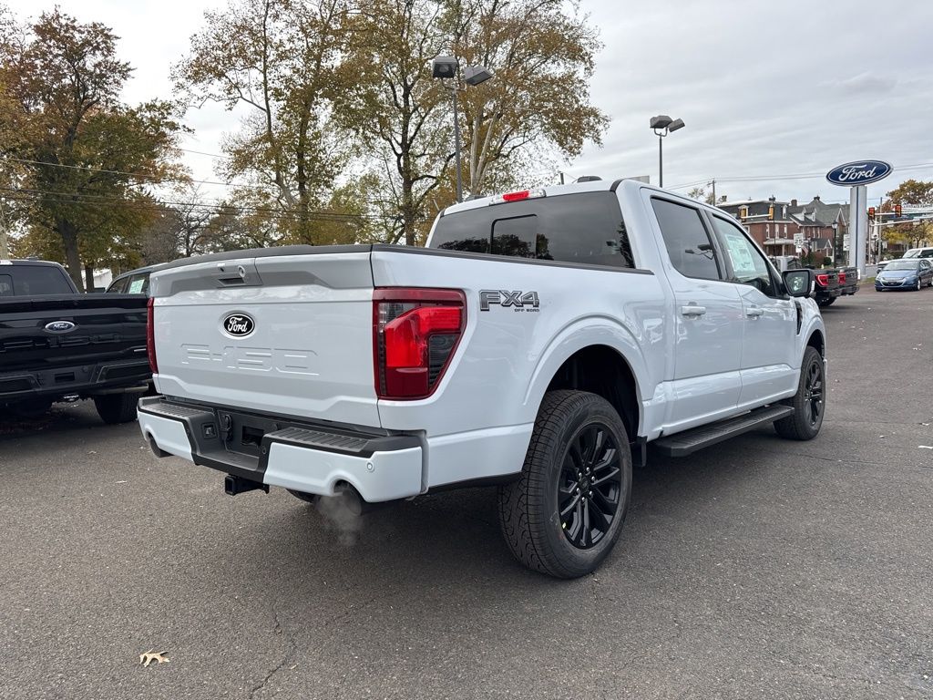 2025 Ford F-150 XLT photo 2