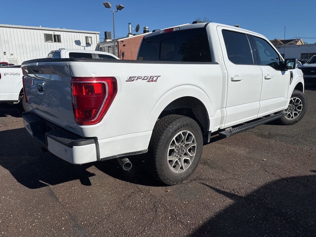 2023 Ford F-150 XLT photo 4