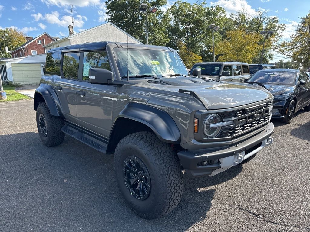 2025 Ford Bronco Raptor photo 2