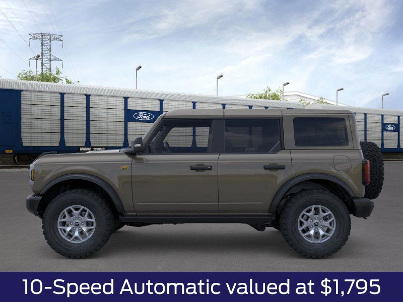 2025 Ford Bronco Badlands photo 3