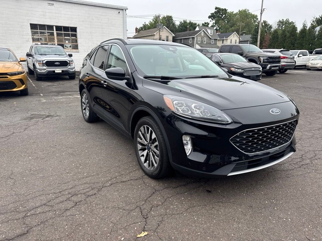 Used 2022 Ford Escape Titanium SUV