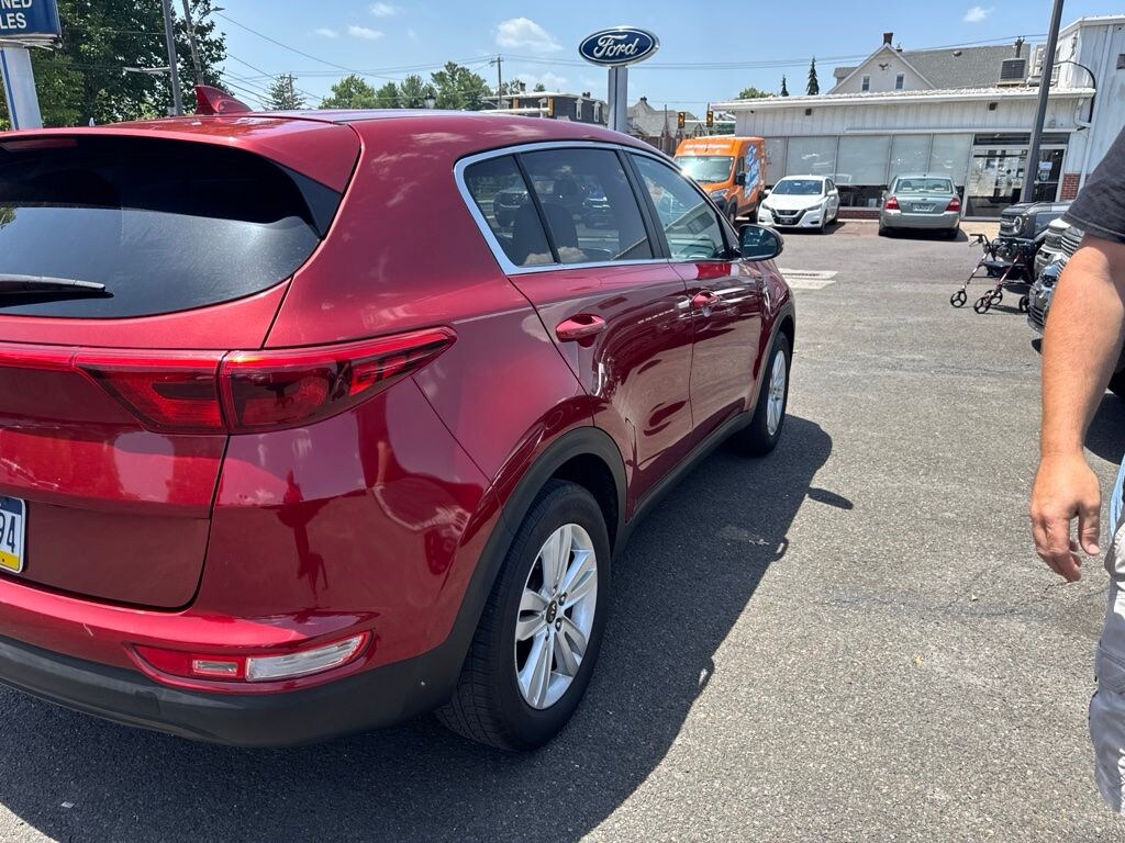 Used 2017 Kia Sportage LX SUV