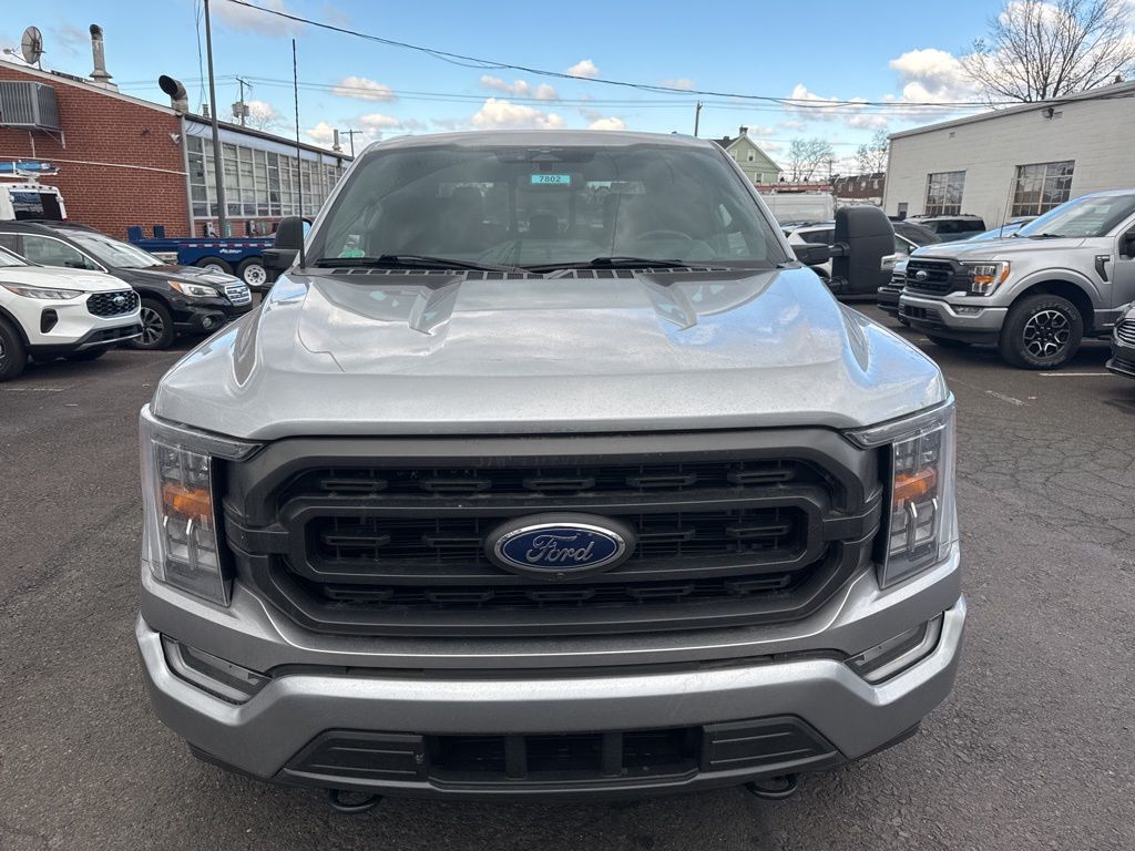 2023 Ford F-150 XLT photo 2