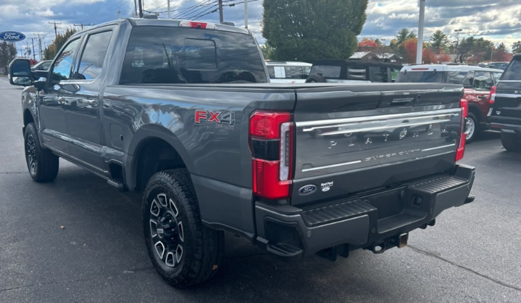 Certified 2023 Ford F-350SD Platinum -6.7L, FX4, MR, 5th Wheel, Snow Prep Truck Crew Cab