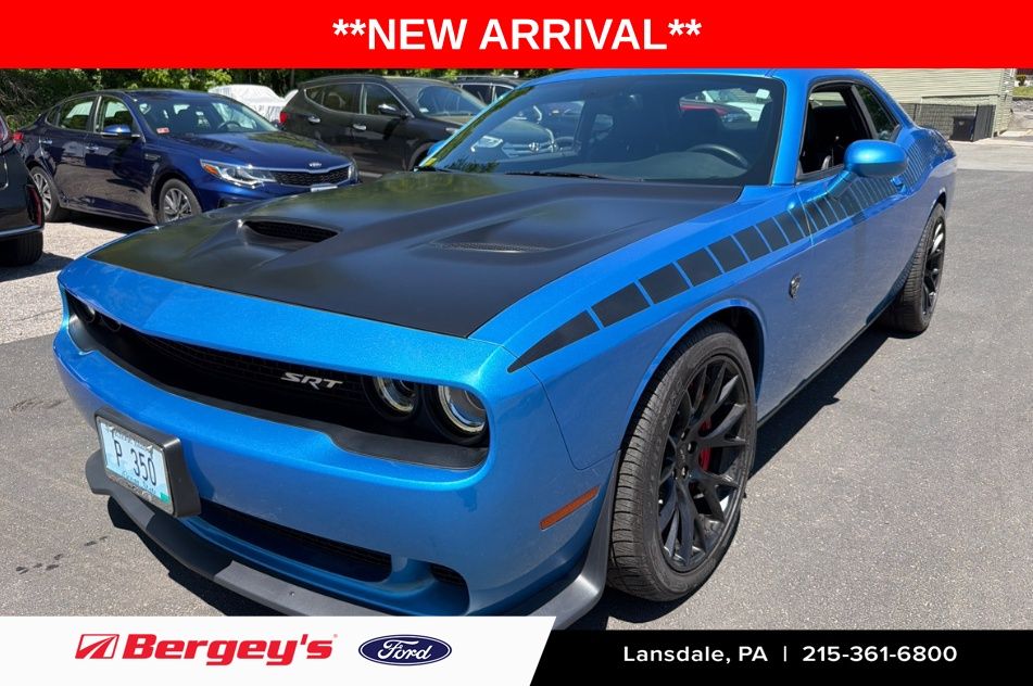 2016 Dodge Challenger SRT Hellcat's photo