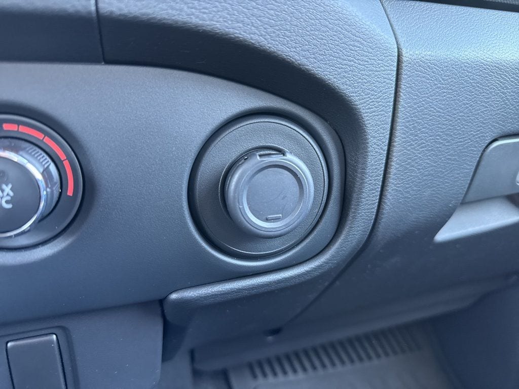 2022 Nissan Frontier SV - Photo 27